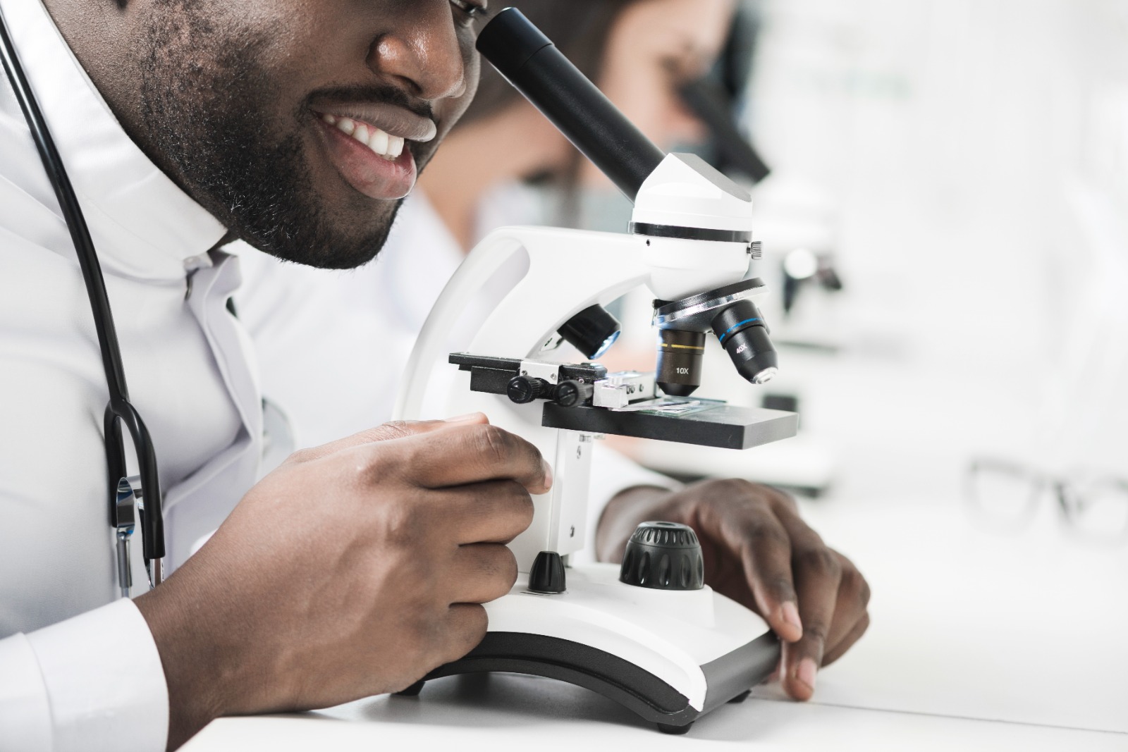 Lab And Eye Clinic